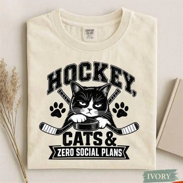 Comfort Colors Hockey, Cats & Zero Social Plans. Funny Cat Hockey T-Shirt